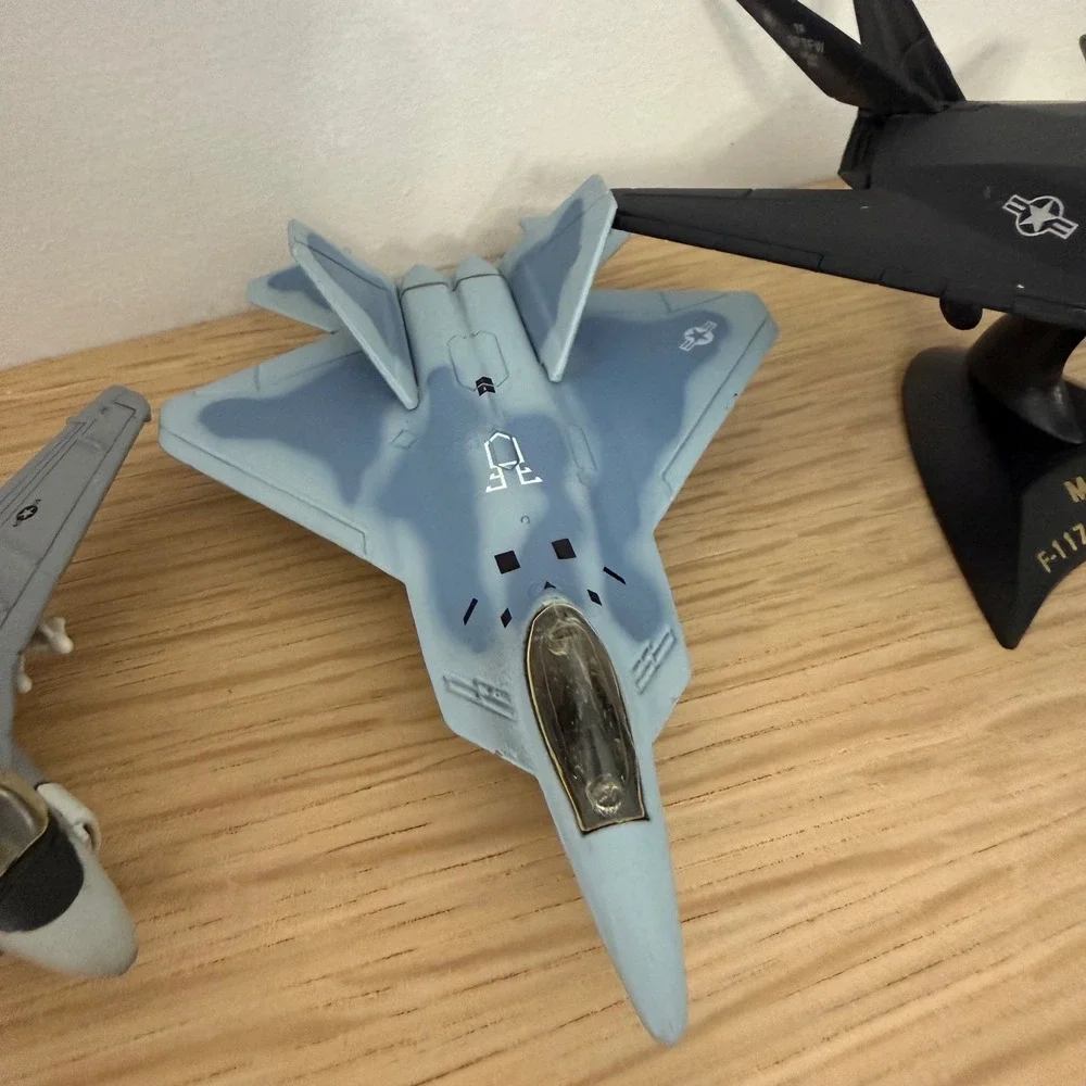 Maisto Tailwinds Diecast Aircraft Lot F-117A F-16C Eurofighter A-6E YF-22 F-14